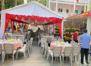 Tổ chức sự kiện