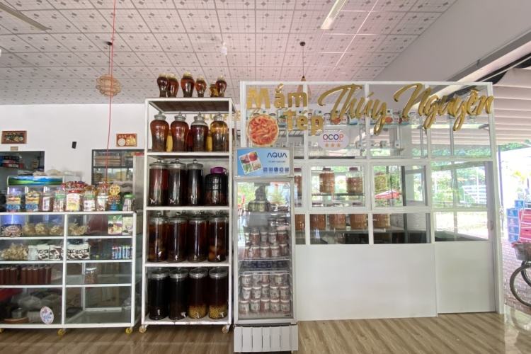 ĐẶC SẢN MẮM TÉP THÚY NGUYỄN 