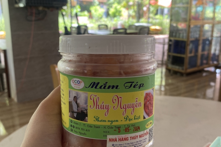 ĐẶC SẢN MẮM TÉP THÚY NGUYỄN 